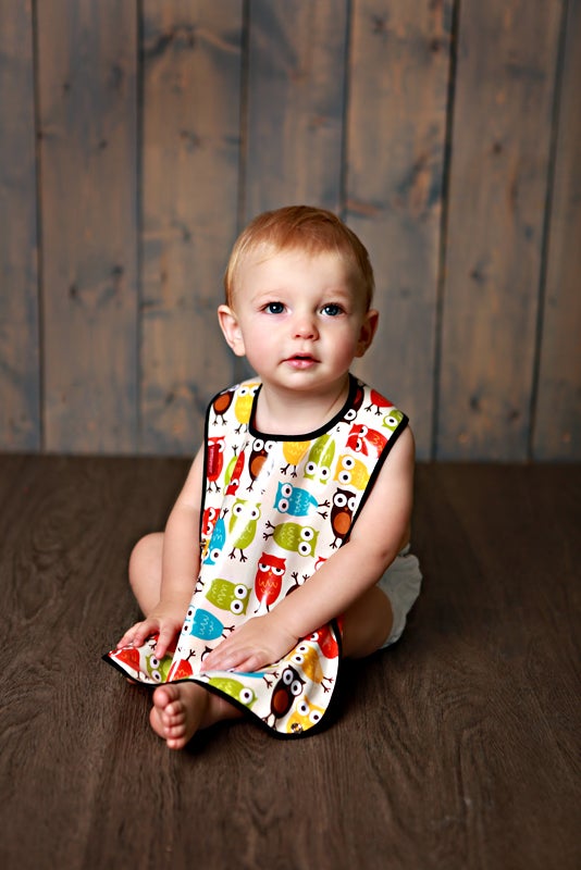 Snap And Snack Vinyl Bibs Shop weekends at Vancouver Farmers Market